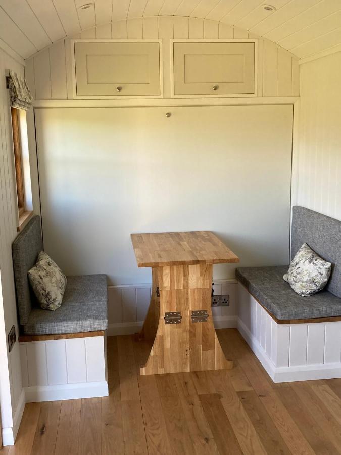 Вілла The Snug At Coed Y Gaer Освестрі Екстер'єр фото
